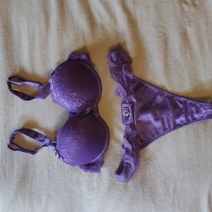 Lingerie set by Valege.